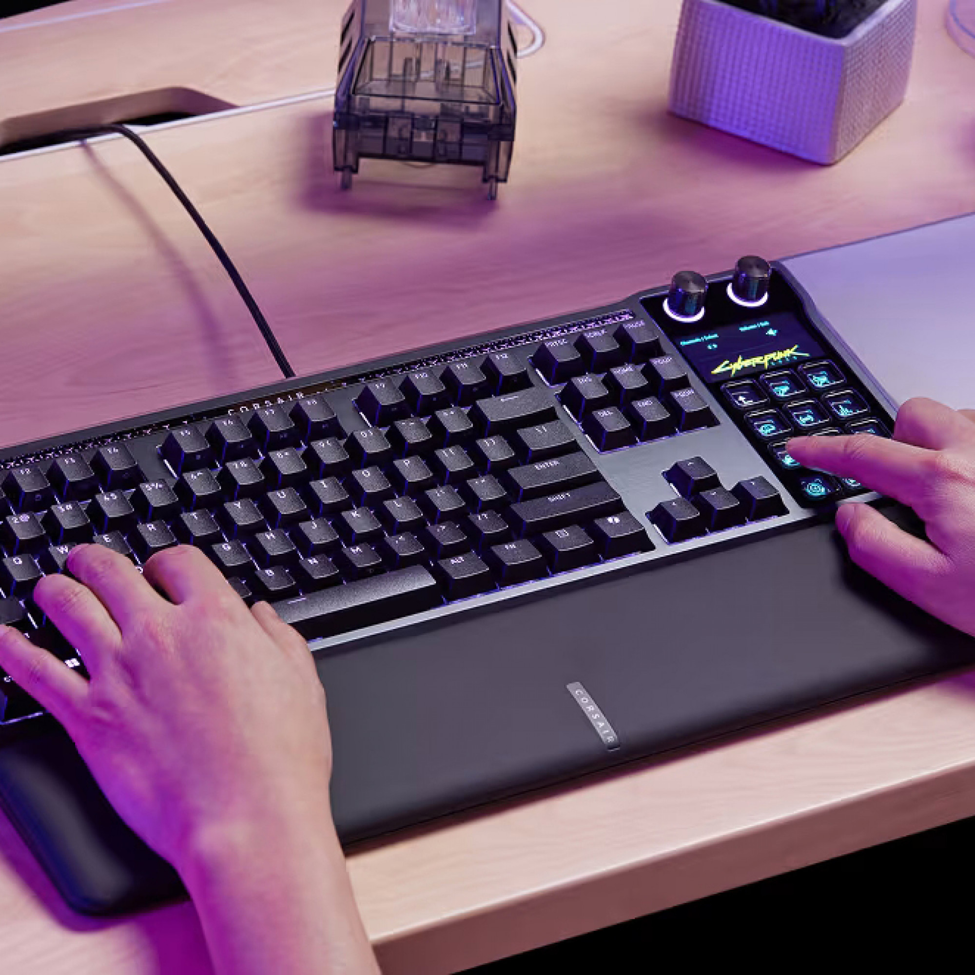 Клавіатура із вбудованим Stream Deck Corsair Galleon 100 SD